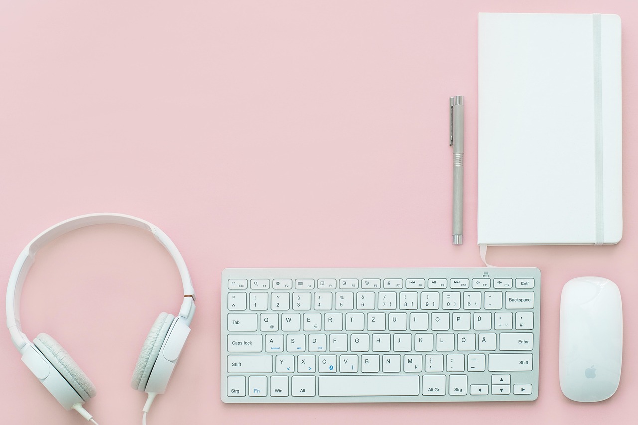 Stijlvolle oplossingen voor een ergonomisch thuiskantoor